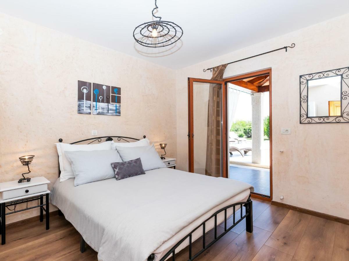 Holiday Home Poli Murvu By Interhome Sveti Petar u Sumi Esterno foto